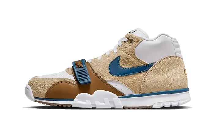 NIKE picture