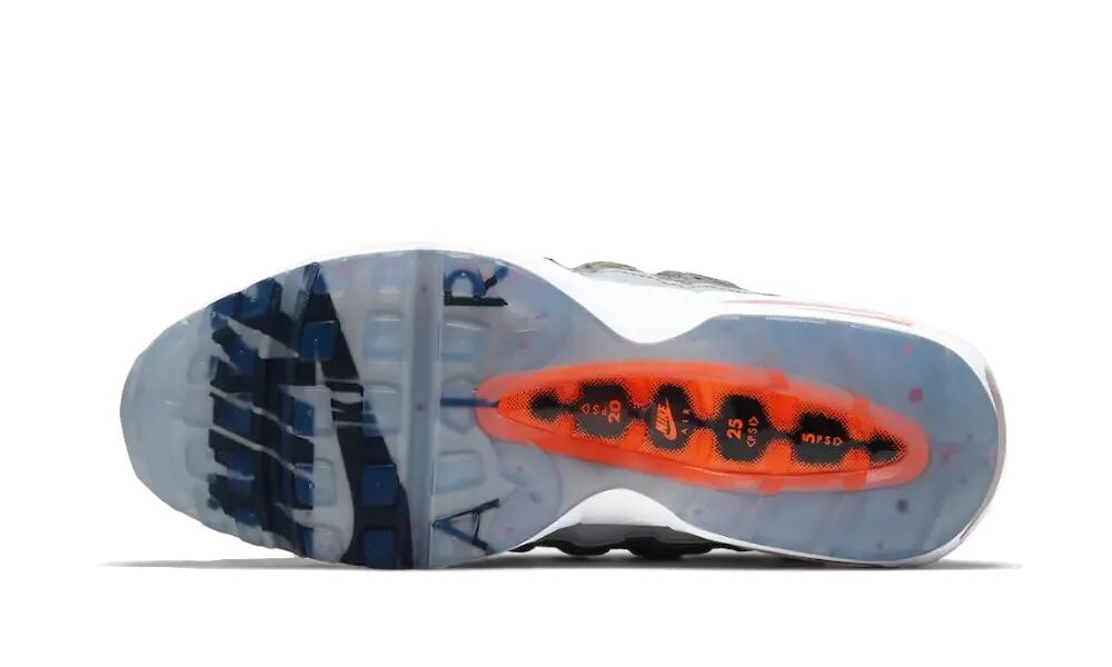 Air Max 95 Kim Jones Total Orange 3/3