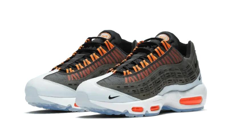 Air Max 95 Kim Jones Total Orange 2/3