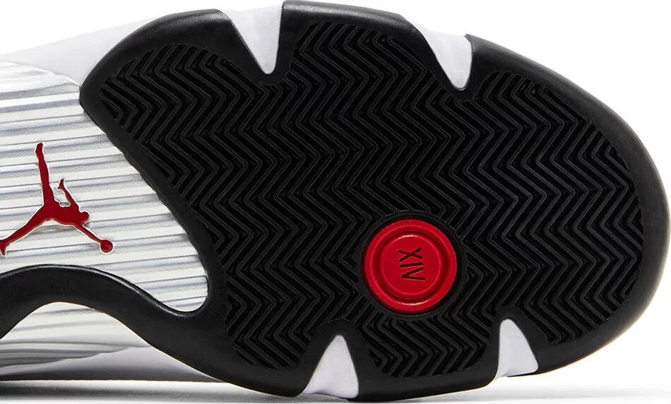 Jordan 14 Retro Black Toe (2024) 4/7