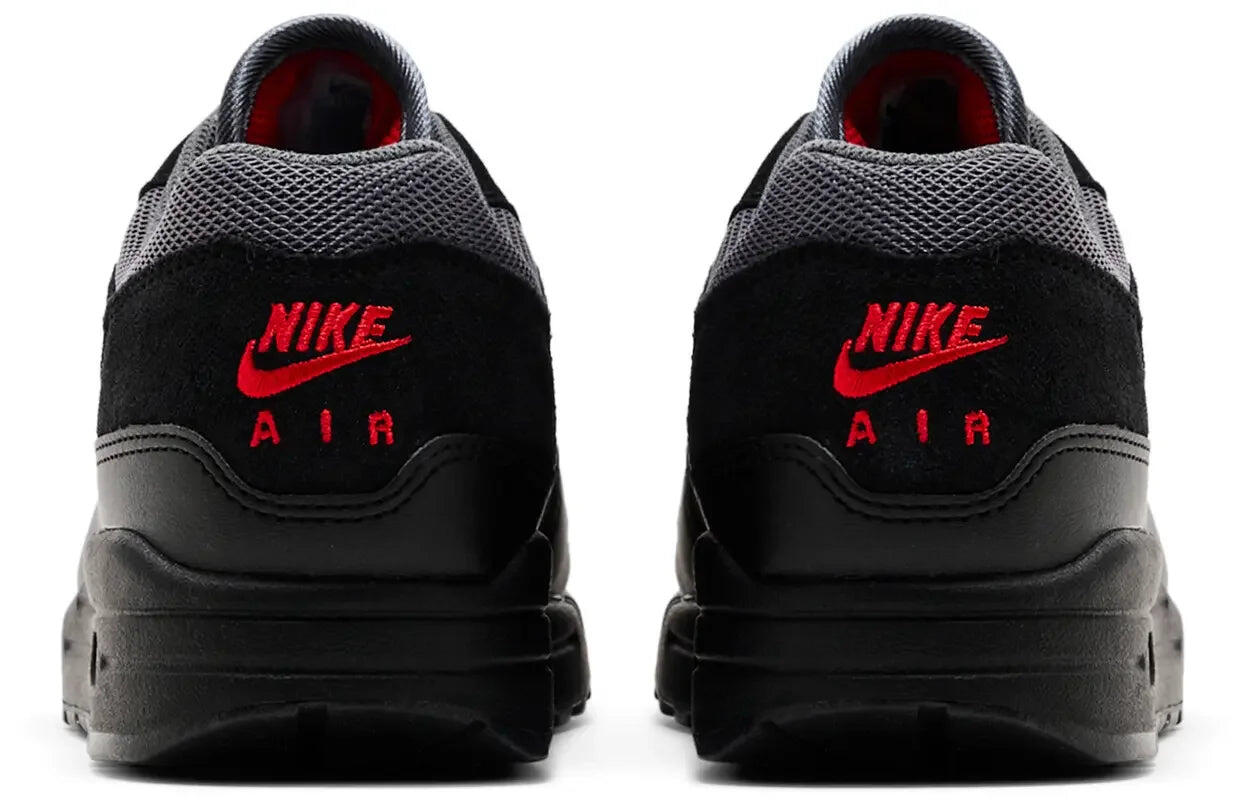 Nike Air Max 1 Essential Vamps 4/5