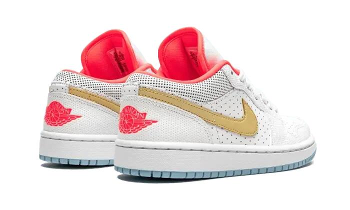 Air Jordan 1 Low SE White Sesame (W) 3/4