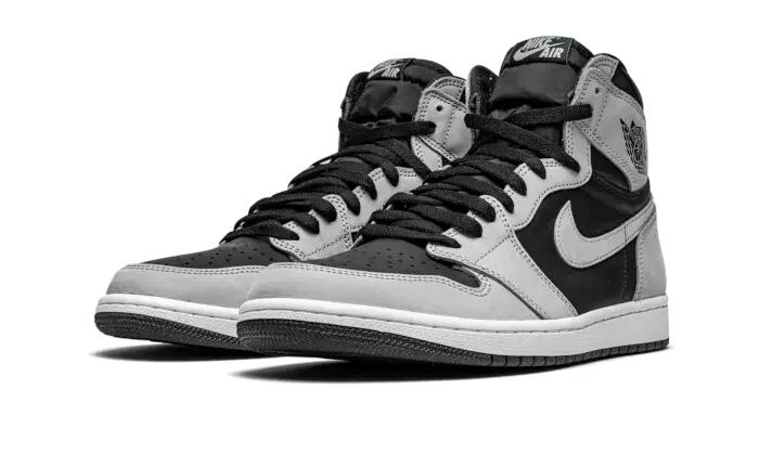 Air Jordan 1 Retro High Shadow 2.0 2/4