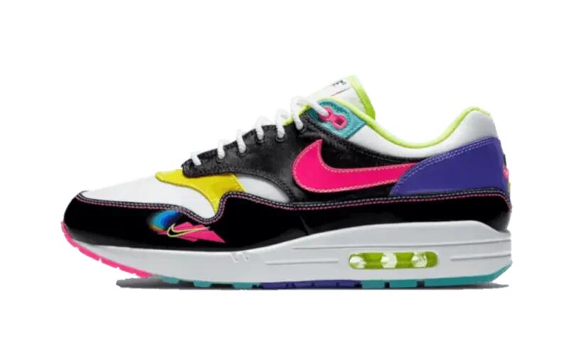 NIKE picture