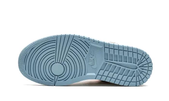 Air Jordan 1 Low SE White Sesame (W) 4/4