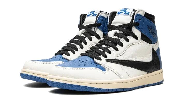 Air Jordan 1 Retro High OG SP Fragment x Travis Scott 2/4