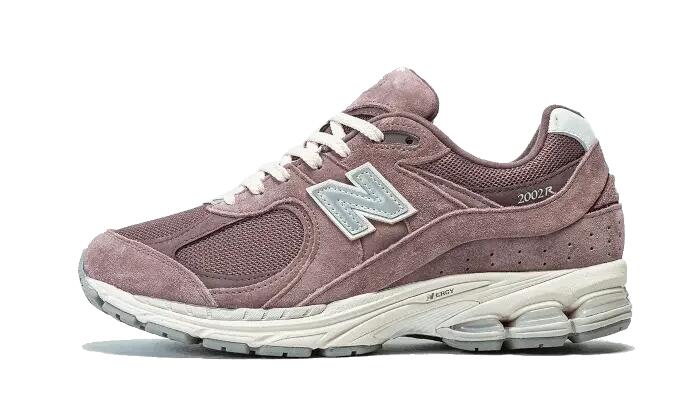 NEW BALANCE picture