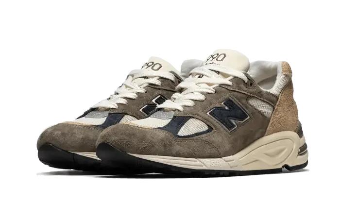 New Balance 990 V2 MiUSA Grey Tan 2/3