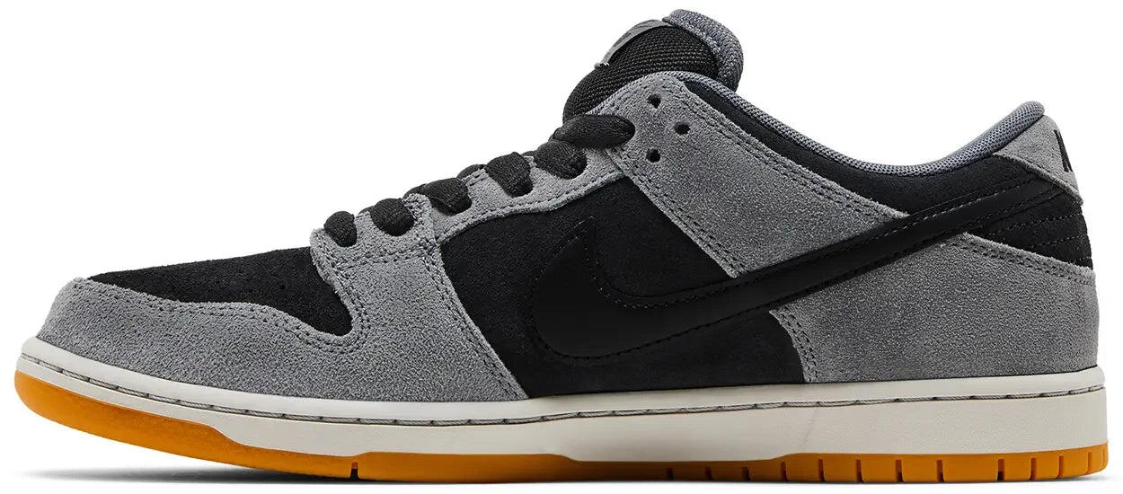 Nike SB Dunk Low Dark Smoke Grey 2/5