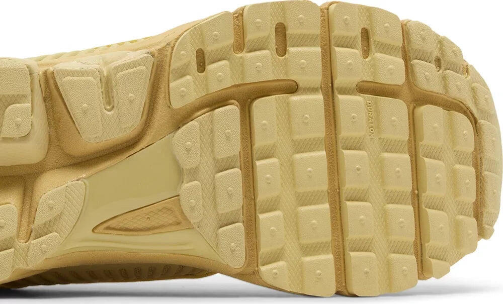 Nike Zoom Vomero 5 Saturn Gold (W) 5/7