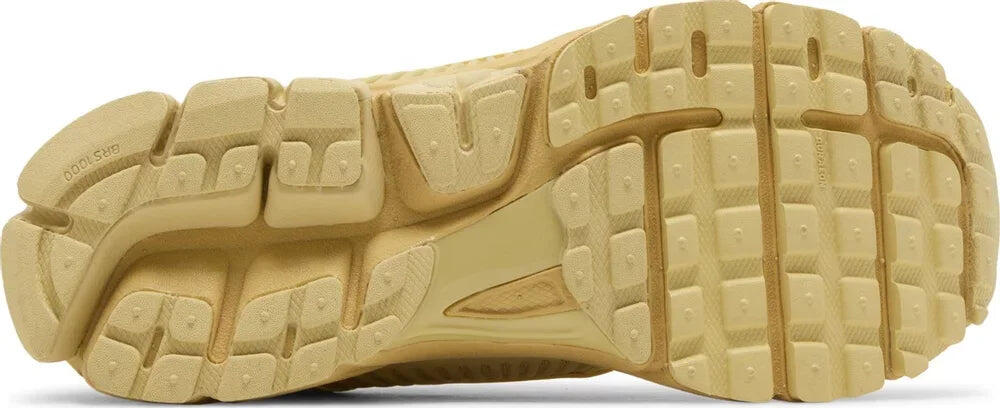 Nike Zoom Vomero 5 Saturn Gold (W) 4/7