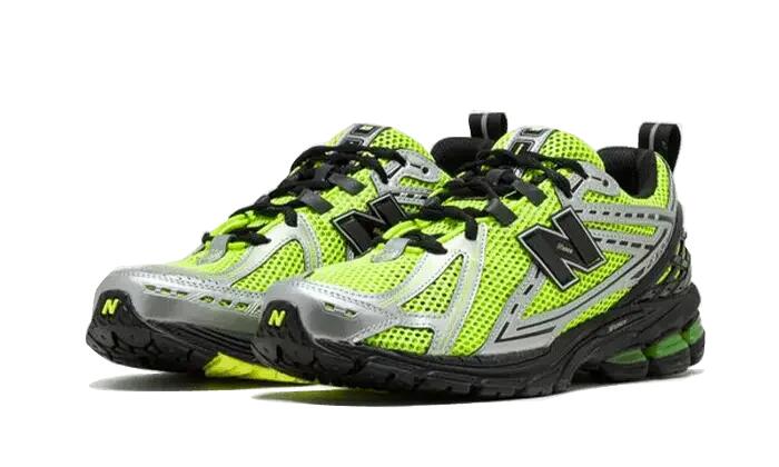 New Balance 1906R Volt Black 2/4