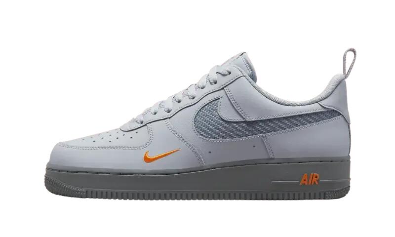 NIKE picture