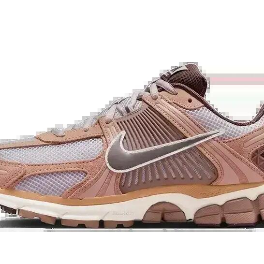 Unisex - Running - Shoes - Zoom Vomero 5 - Dusted Clay