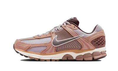 Schoenen - hardlopen - vomero 5 - zoom air demping - dusted clay