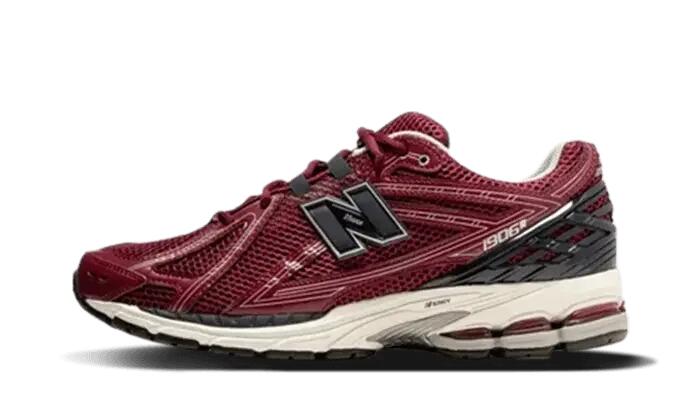 NEW BALANCE picture