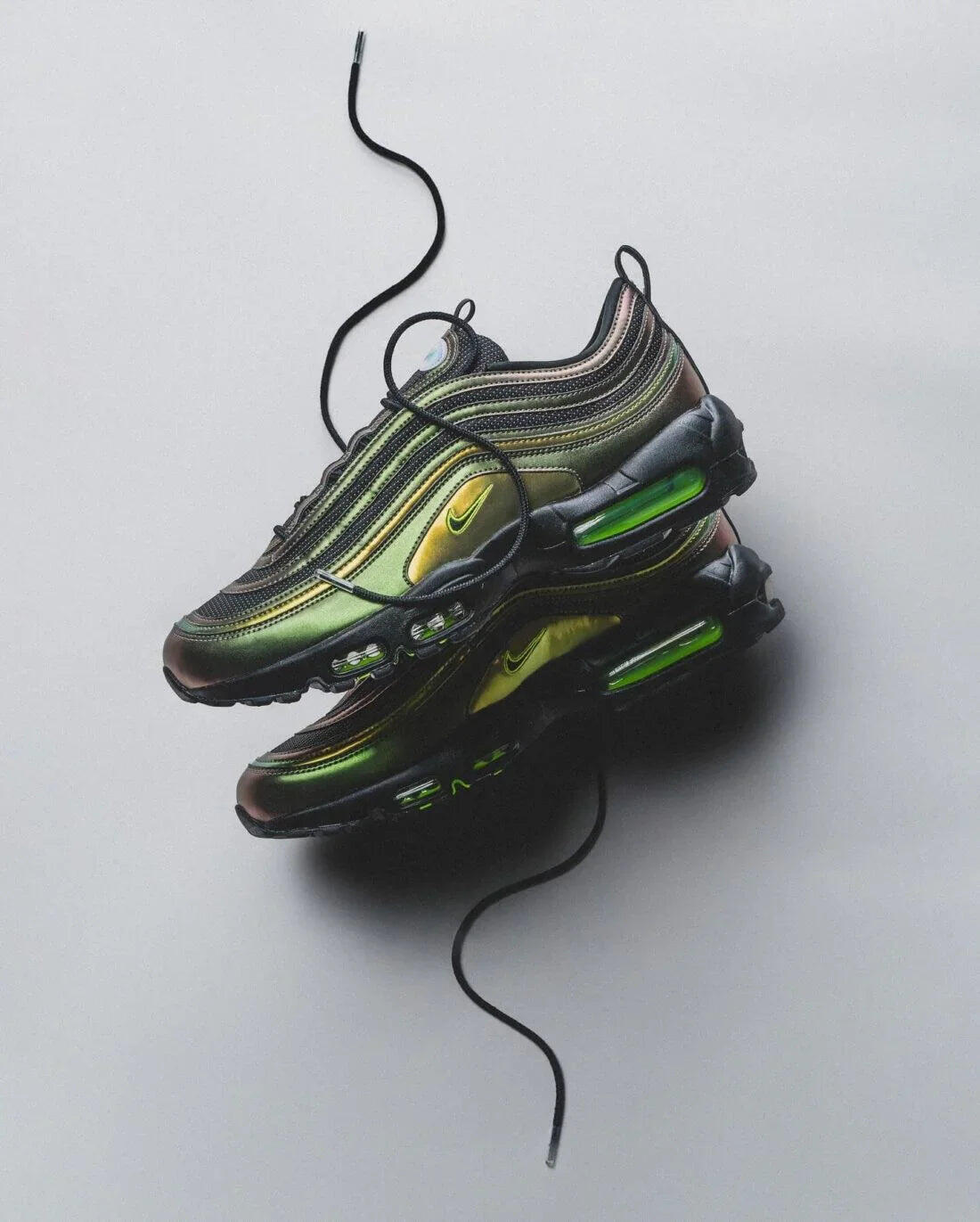 NIKE picture