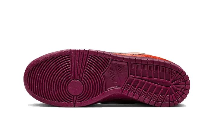 Nike SB Dunk Low Mystic Red Rosewood 3/3