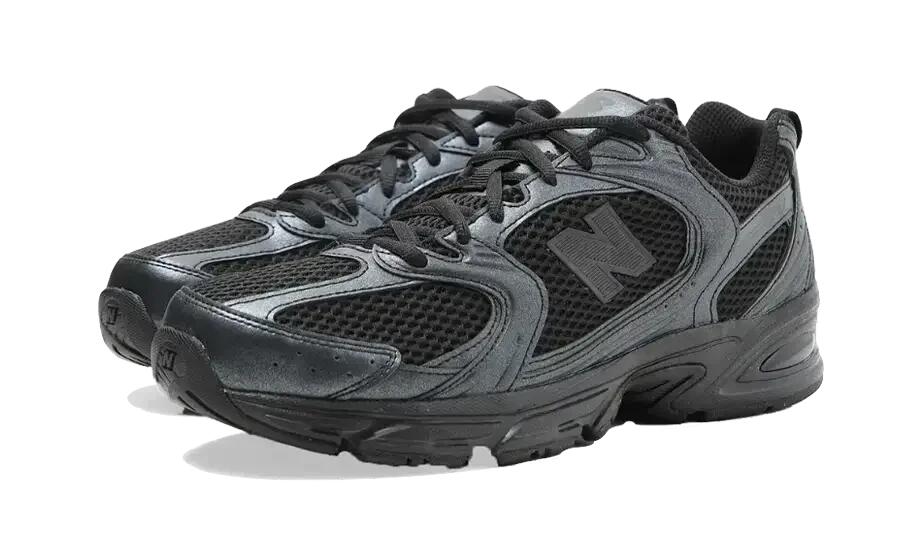 New Balance 530 Triple Black Leather 2/3
