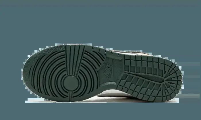 Nike Dunk Low SE Sail Multi-Camo 4/4