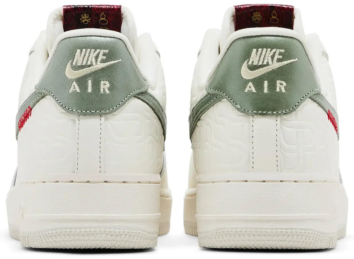 Nike Air Force 1 Low Year of the Snake 4/5