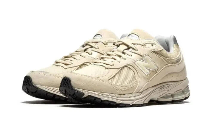 New Balance 2002R Light Bone Aluminium 2/3