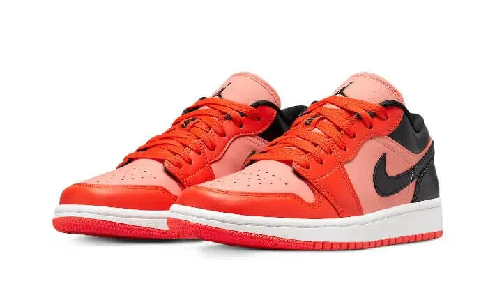Jordan 1 Low Orange Black (W) 2/3