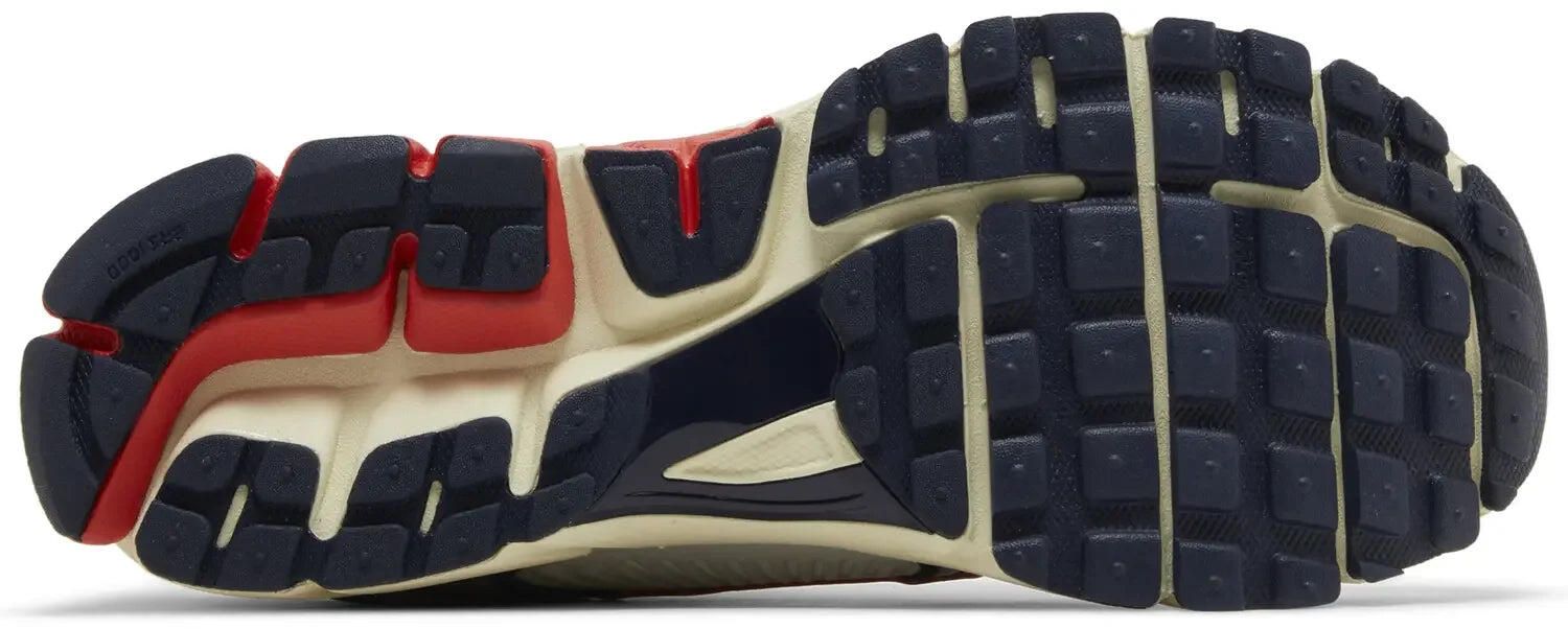 Nike Zoom Vomero 5 USA 3/5