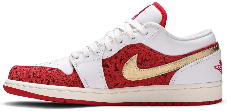 Air Jordan 1 Low Spades 2/6