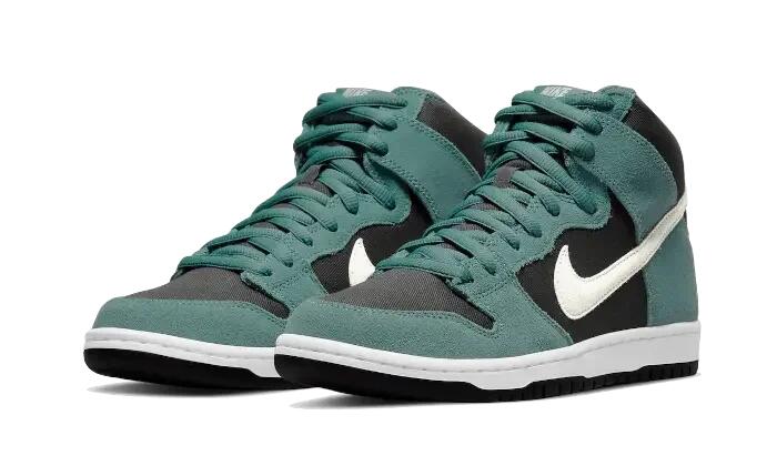 Nike SB Dunk High Green Suede 2/3
