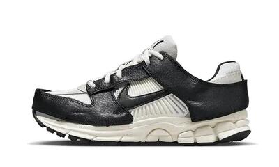 Zoom vomero 5 timeless panda dunk - taille : 42 eu