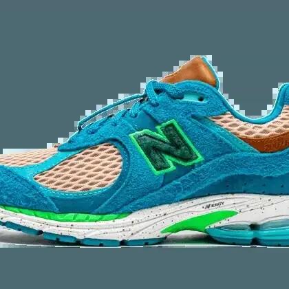 Unisex - Lifestyle - Shoes - Salehe Bembury - 2002R - Teal/Rose