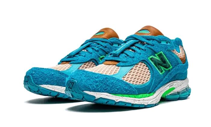 New Balance 2002R Salehe Bembury Water Be The Guide 2/4