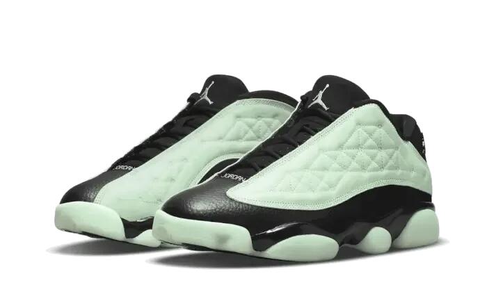 Jordan 13 Retro Low Singles' Day (2021) 2/3