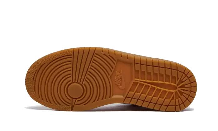Air Jordan 1 Low Arctic Pink Gum (W) 3/3