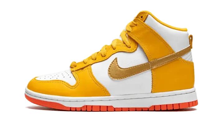 Dunk High University Gold (W) 1/4