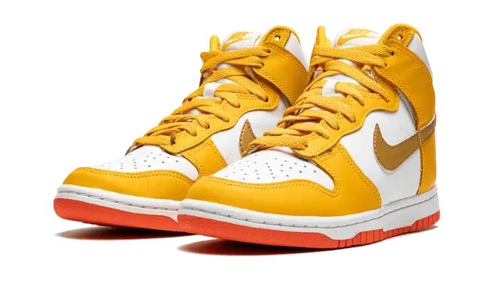 Dunk High University Gold (W) 2/4