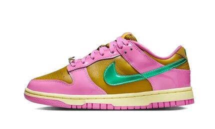 Nike Dunk Low QS Parris Goebel (Women's)