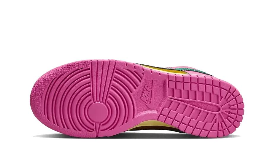 Nike Dunk Low QS Parris Goebel (Women's) 3/4