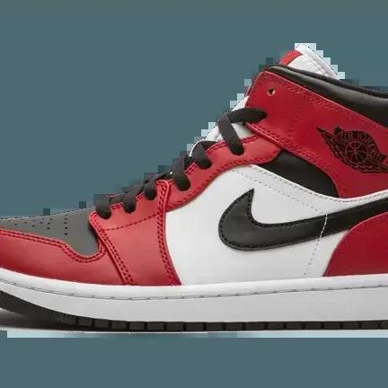 Jordan 1 Mid Chicago Toe