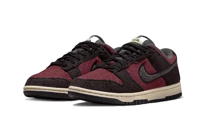 Calzado - Lifestyle - Unisex - Fleece - Dunk Low SE - Burdeos/Negro 2/3