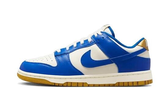 Nike Dunk Low Kansas City Royals (W)