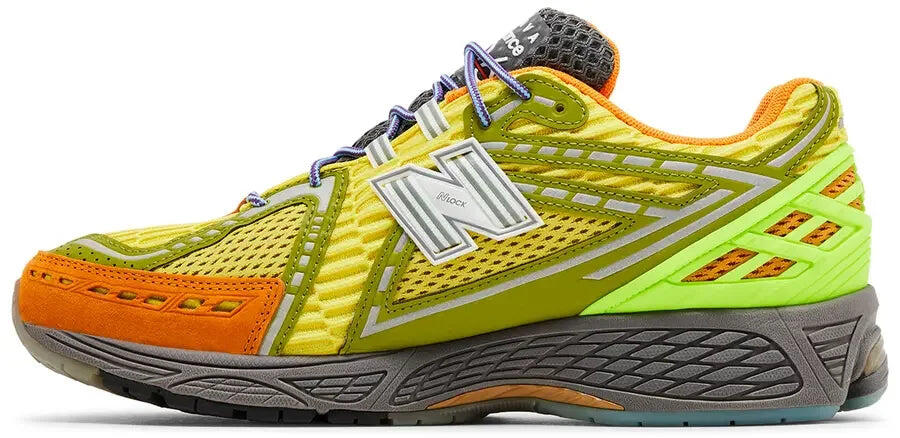 New Balance 1906R Action Bronson Scorpius 2/5