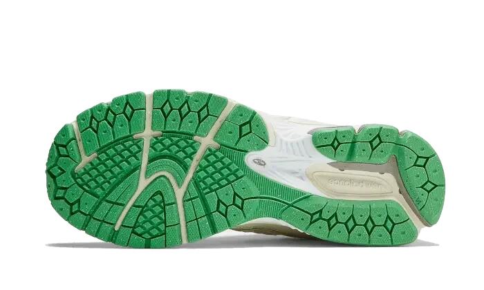 New Balance 2002R GANNI Turtledove — foto 3