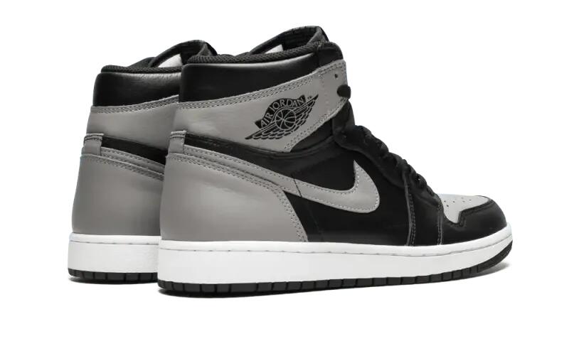 Jordan 1 Retro High Shadow (2018) (GS) 3/4