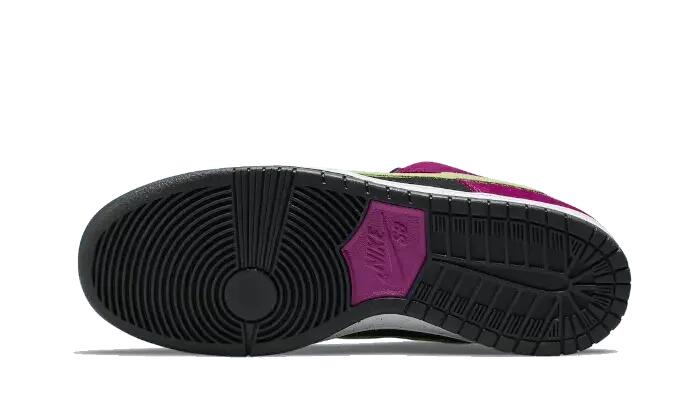Nike SB Dunk Low Pro ACG Terra Red Plum 3/3