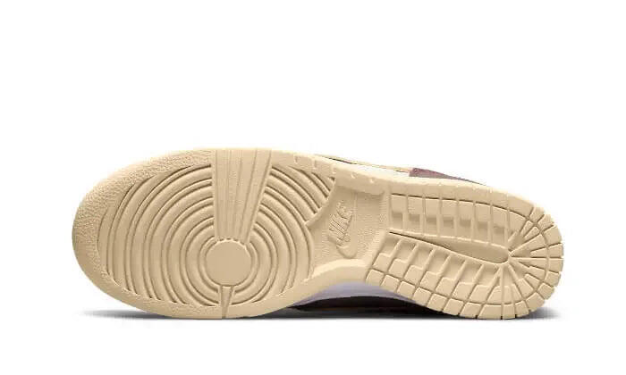 Nike Dunk Low Scrap Latte 3/3