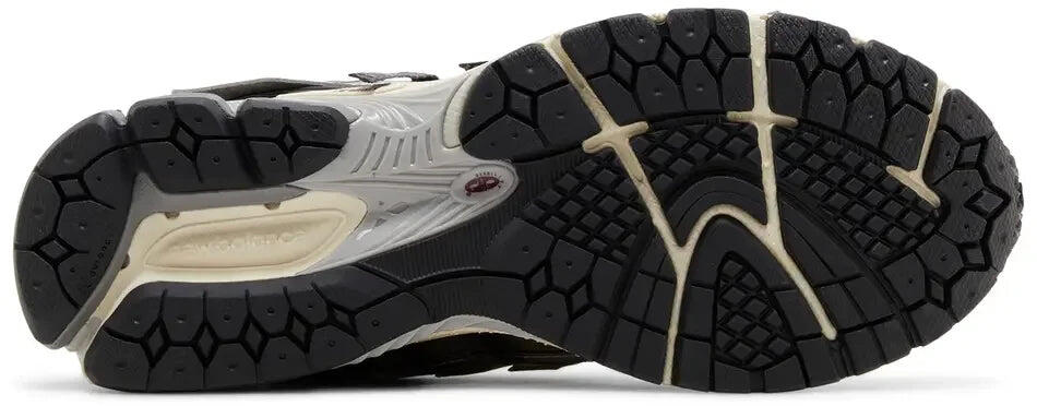 New Balance 1906A Tech Explosion 4/6
