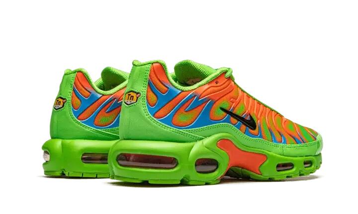 Nike Air Max Plus Supreme Green 3/4