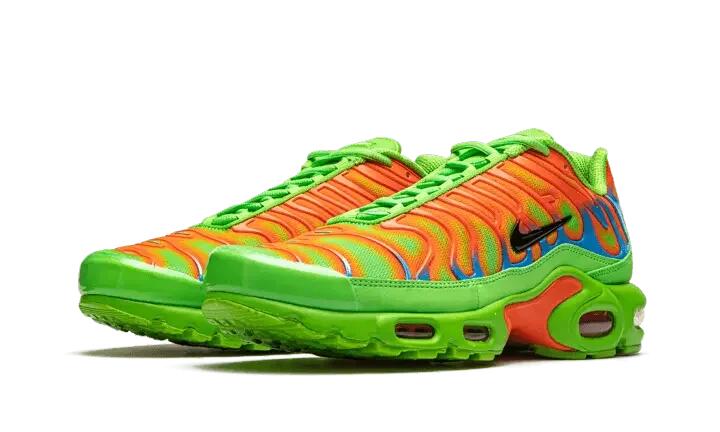 Nike Air Max Plus Supreme Green 2/4